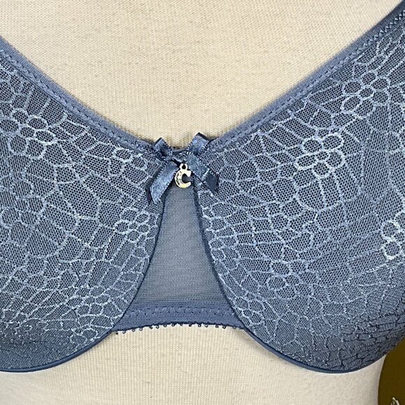 Chantelle Magnifique Seamless Unlined Minimizer Underwire Bra Slate Blue 34DDD - Picture 2 of 9